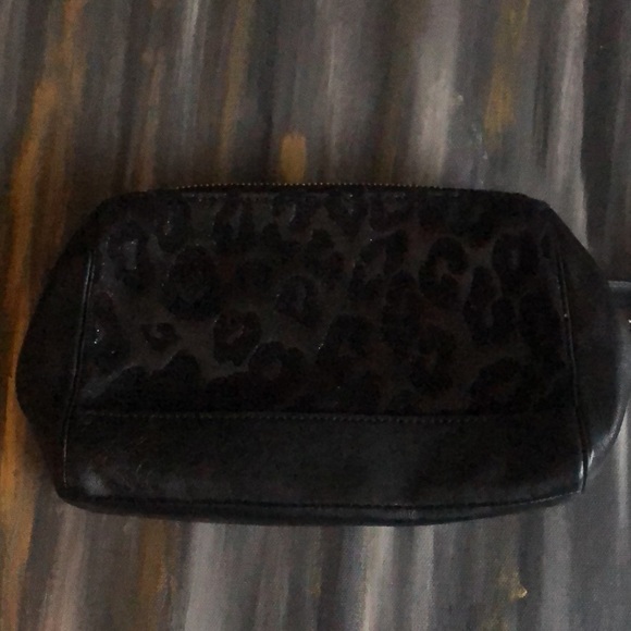 EC Coach Wristlet - Picture 8 of 11